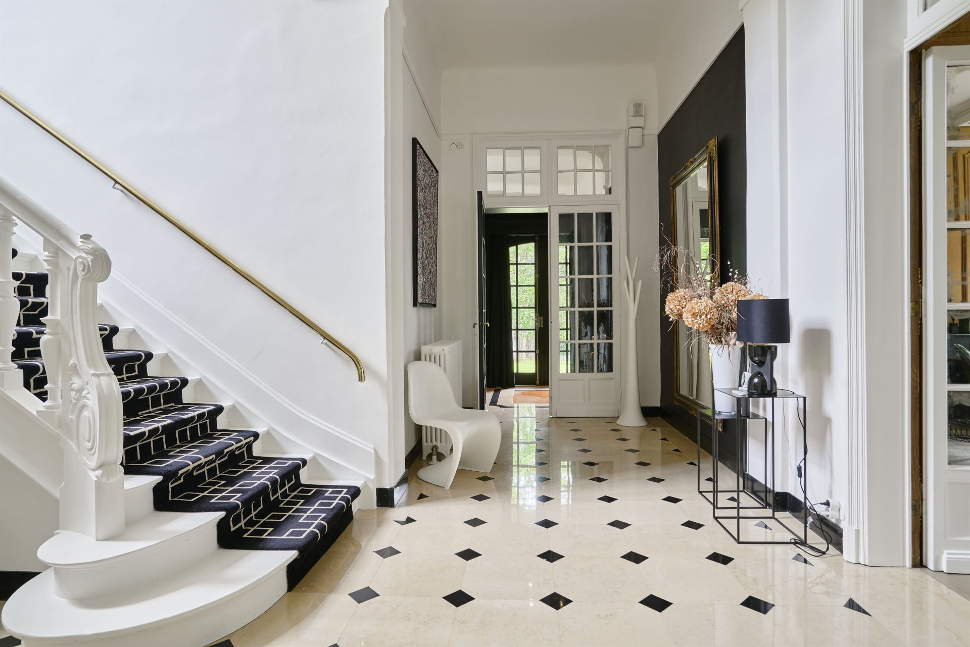 luxury house 12 Rooms for sale on WERVICQ SUD (59117)