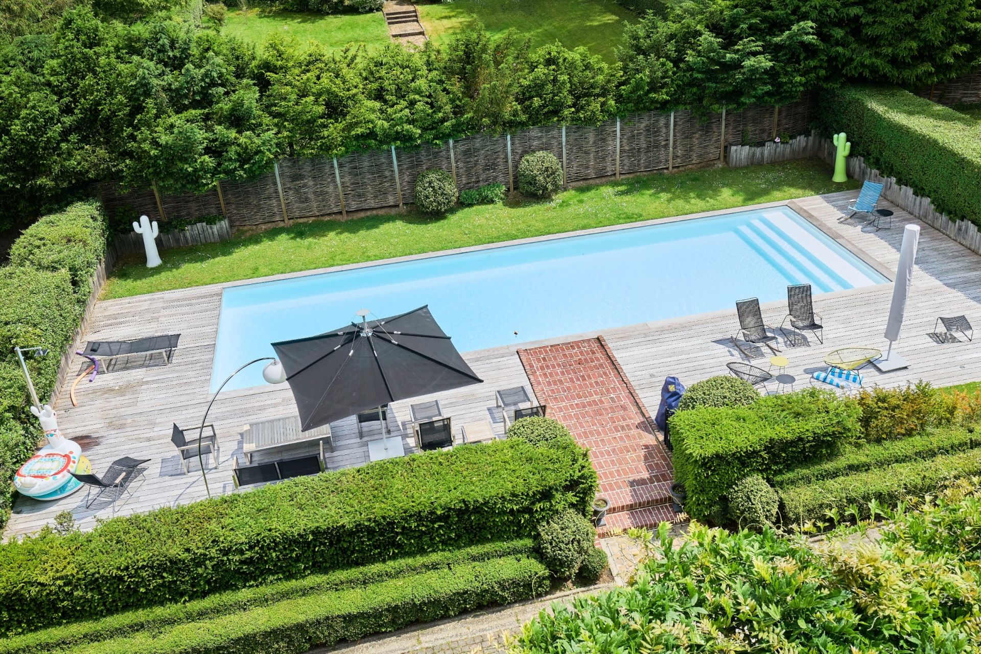 luxury house 12 Rooms for sale on WERVICQ SUD (59117)