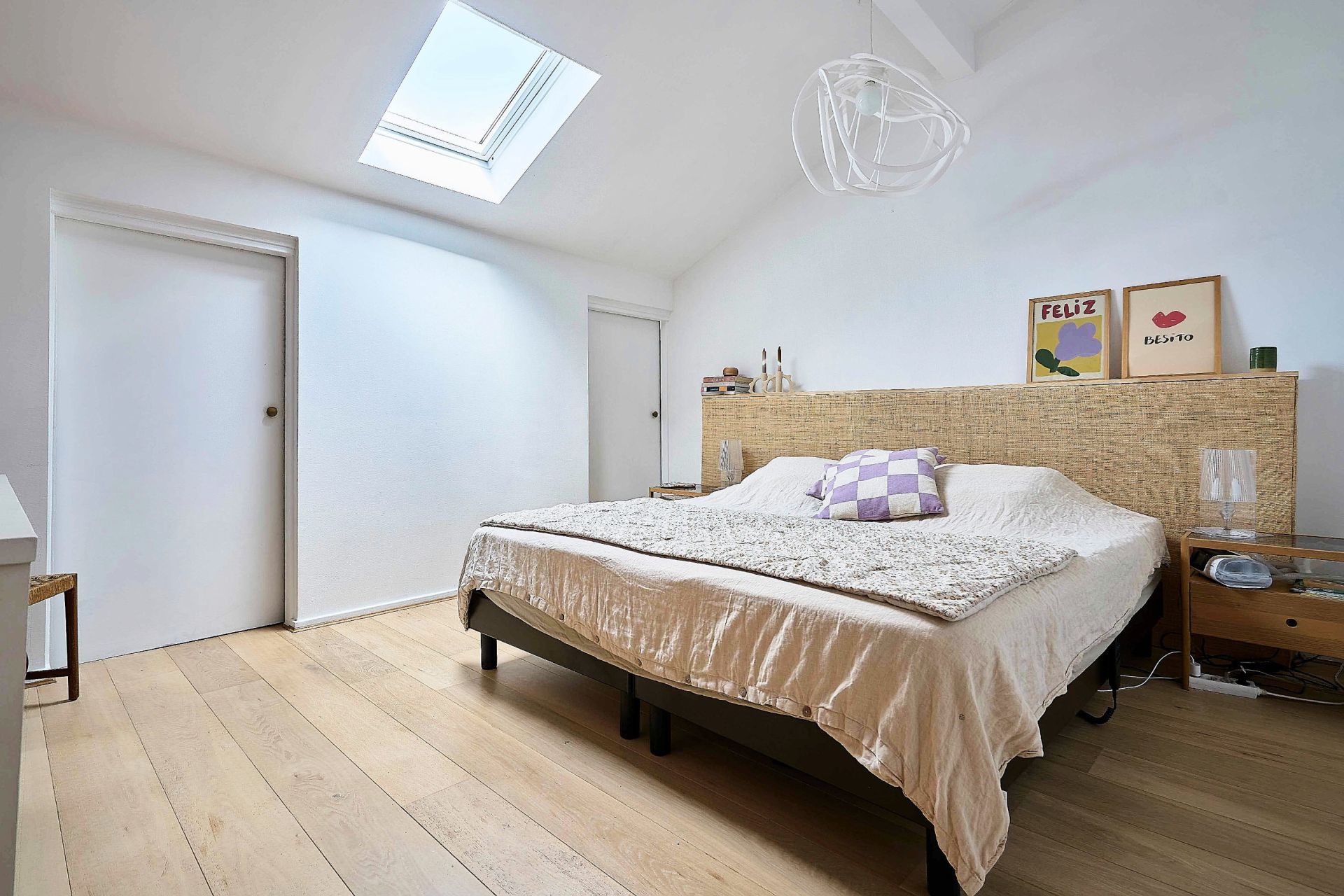 luxury apartment 6 Rooms for sale on LILLE (59800)