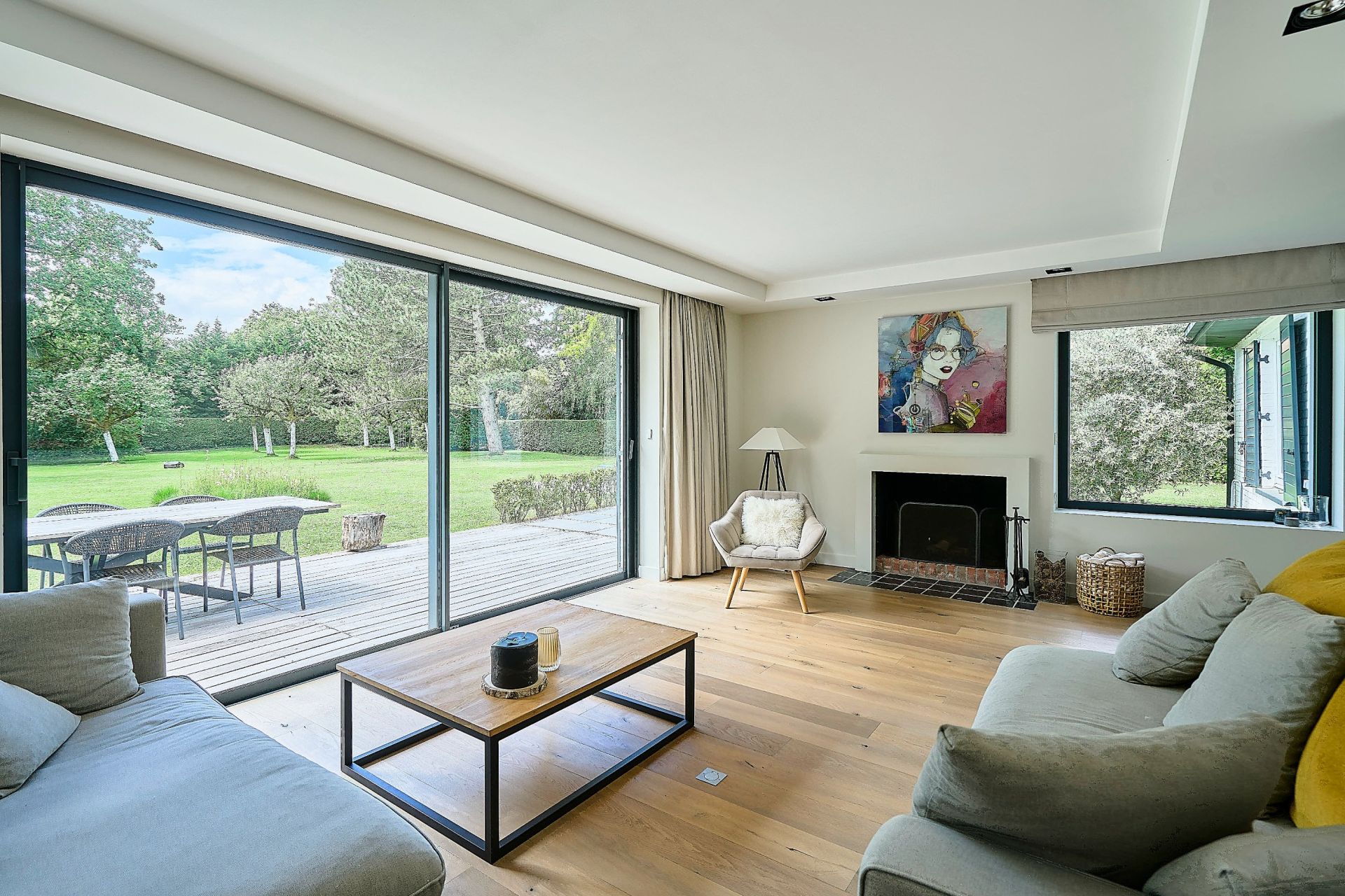 luxury house 7 Rooms for sale on BONDUES (59910)