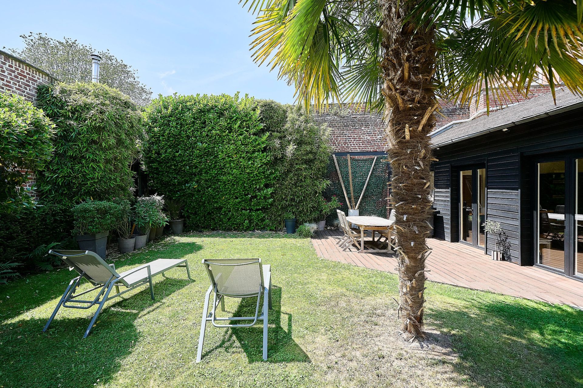 luxury house 11 Rooms for sale on BOUSBECQUE (59166)