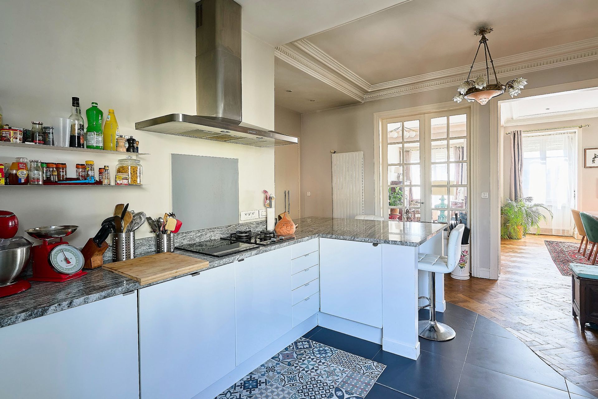 luxury apartment 5 Rooms for sale on LILLE (59000)