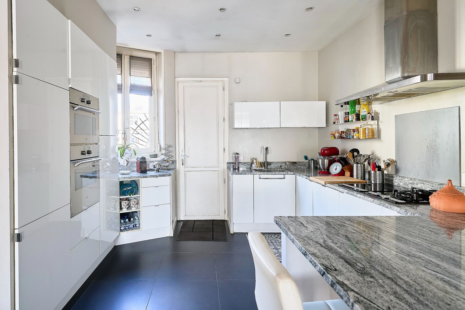 luxury apartment 5 Rooms for sale on LILLE (59000)