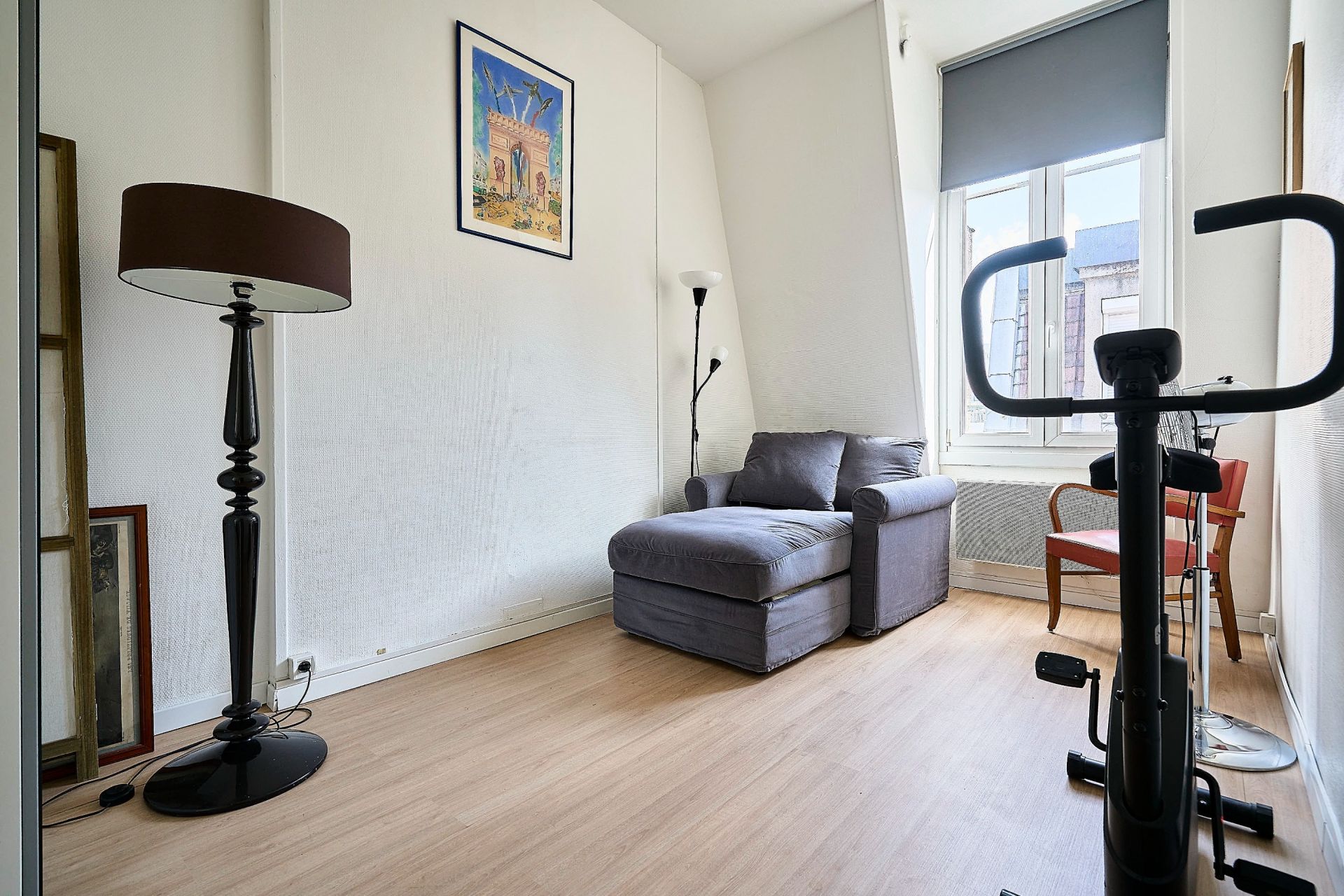luxury apartment 5 Rooms for sale on LILLE (59000)