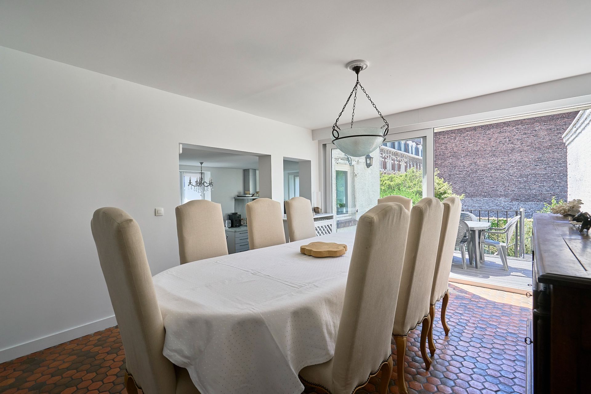 luxury house 9 Rooms for sale on LILLE (59000)