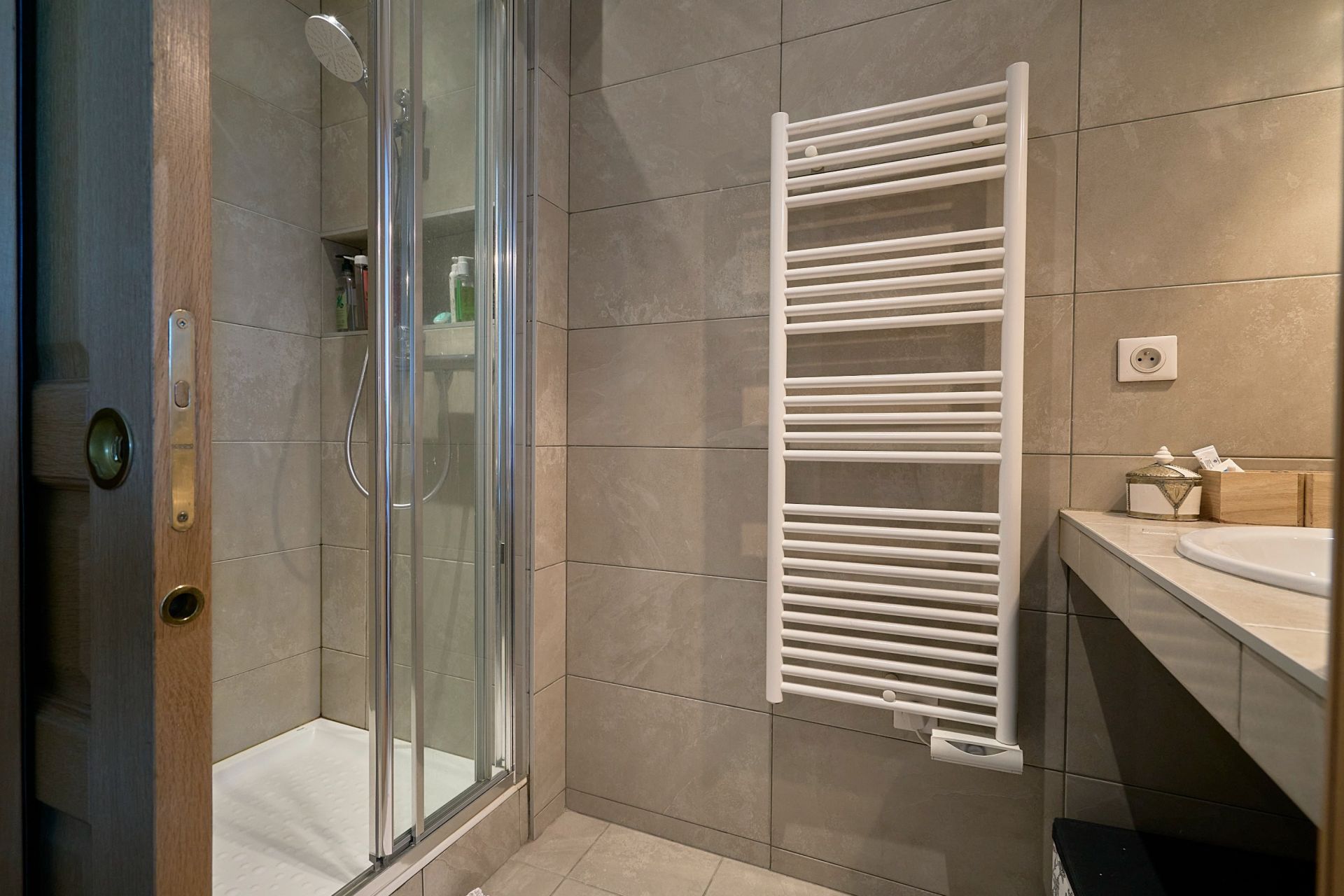 luxury house 9 Rooms for sale on LILLE (59000)
