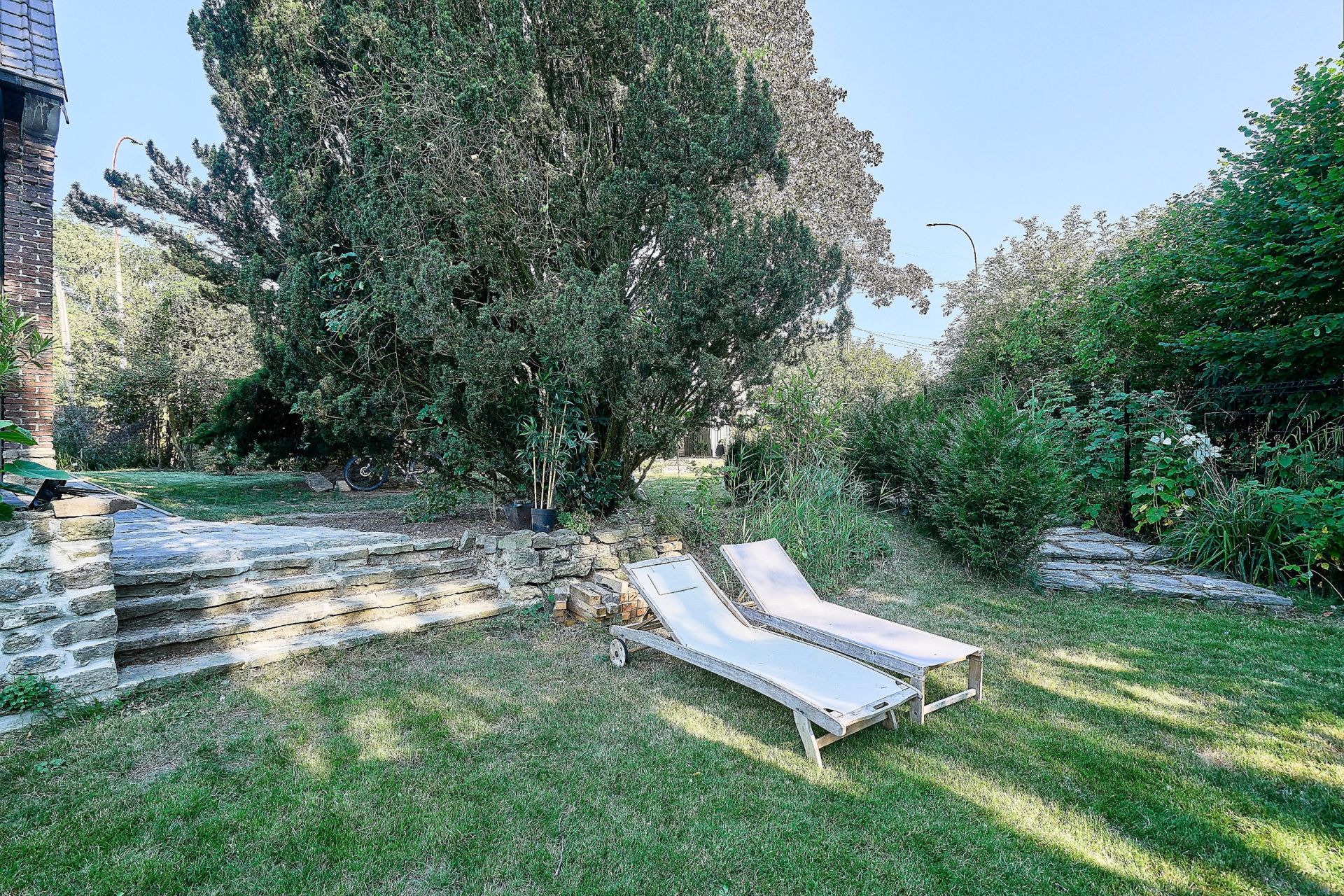 luxury house 9 Rooms for sale on HEM (59510)
