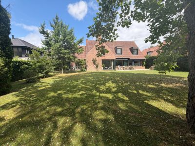Location Maison de luxe Marcq-en-Barœul 6&nbsp;Pièces 219&nbsp;m²