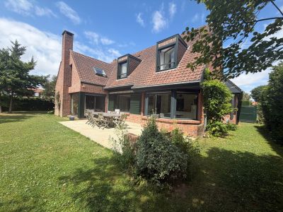 Rental Luxury house Marcq-en-Barœul 6&nbsp;Rooms 219&nbsp;m²
