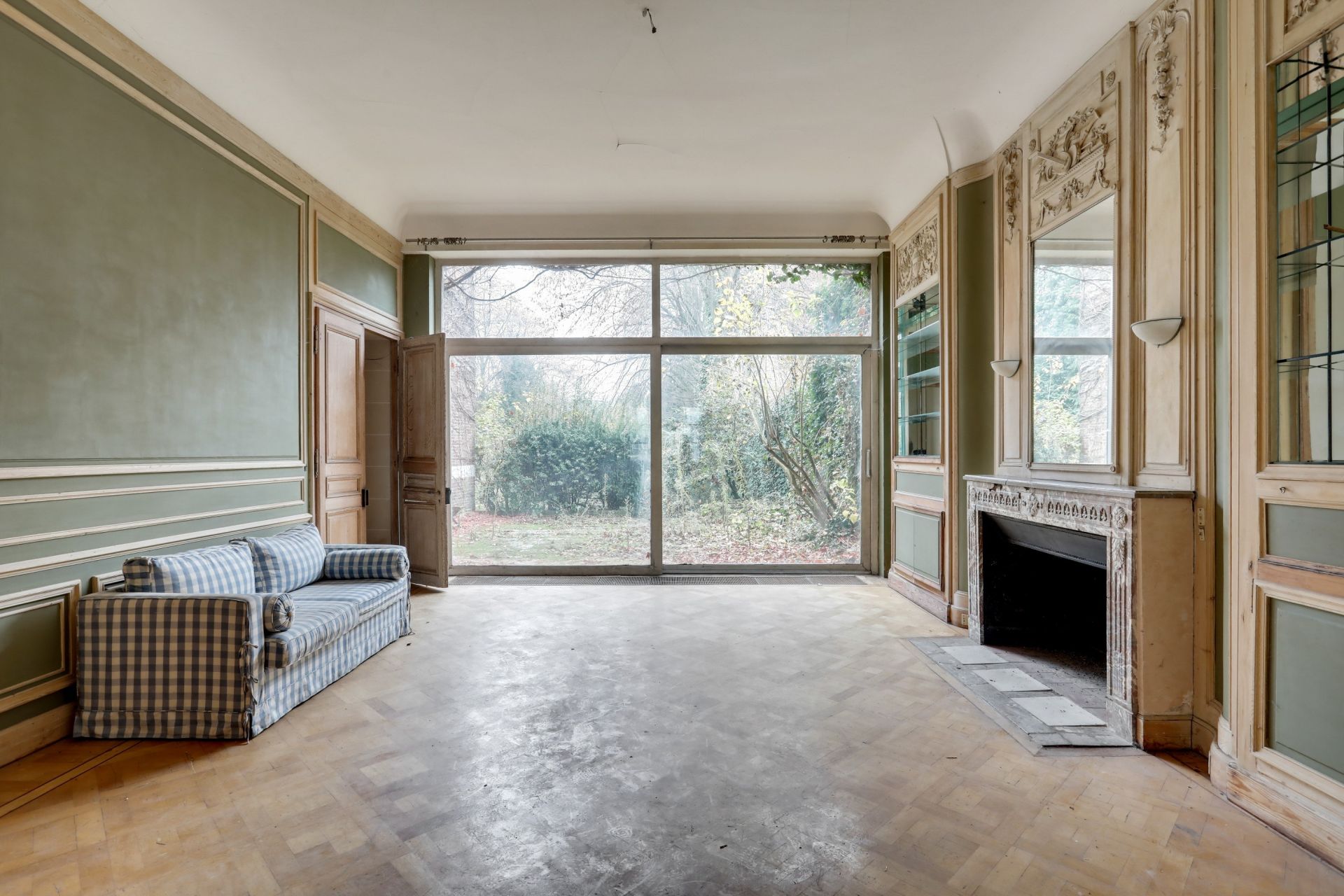 luxury house 12 Rooms for sale on MOUVAUX (59420)