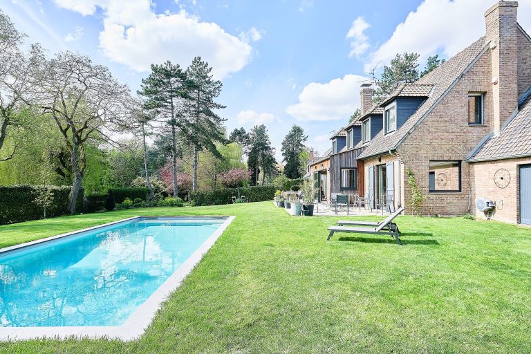 maison de luxe 8 Pièces en vente sur CROIX (59170)