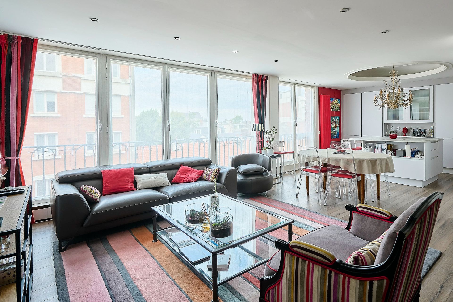 luxury apartment 4 Rooms for sale on LILLE (59000)