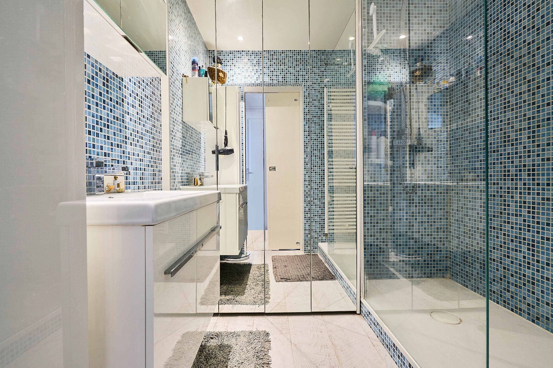 luxury apartment 4 Rooms for sale on LILLE (59000)