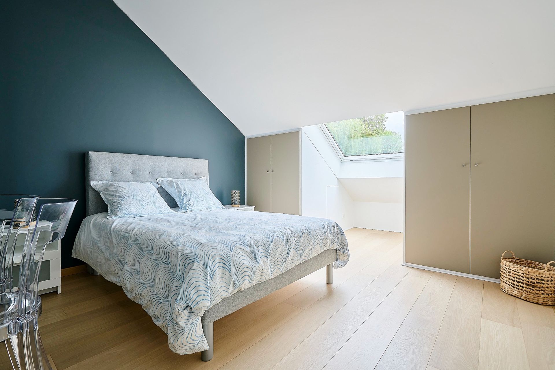 luxury house 8 Rooms for sale on MARCQ EN BAROEUL (59700)