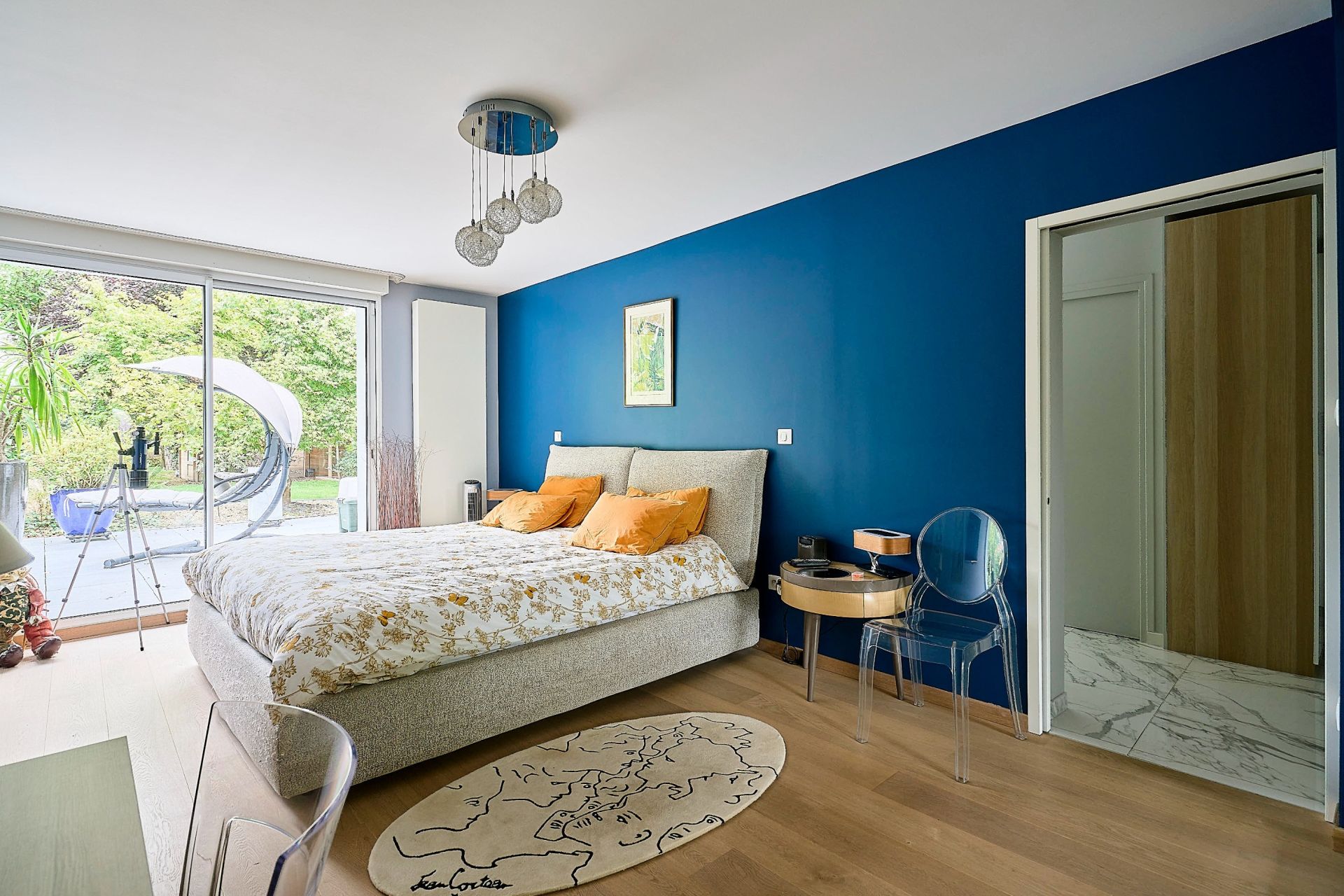 luxury house 8 Rooms for sale on MARCQ EN BAROEUL (59700)