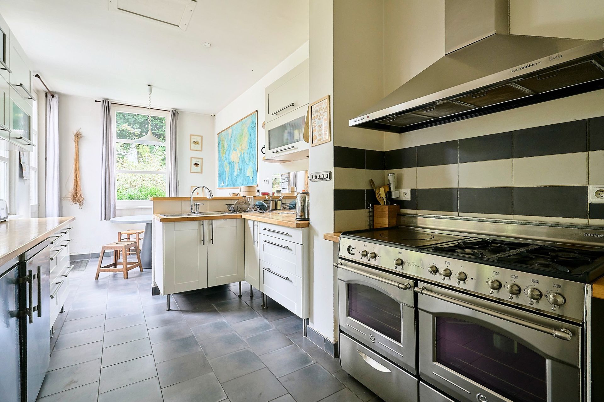 luxury house 11 Rooms for sale on LILLE (59000)