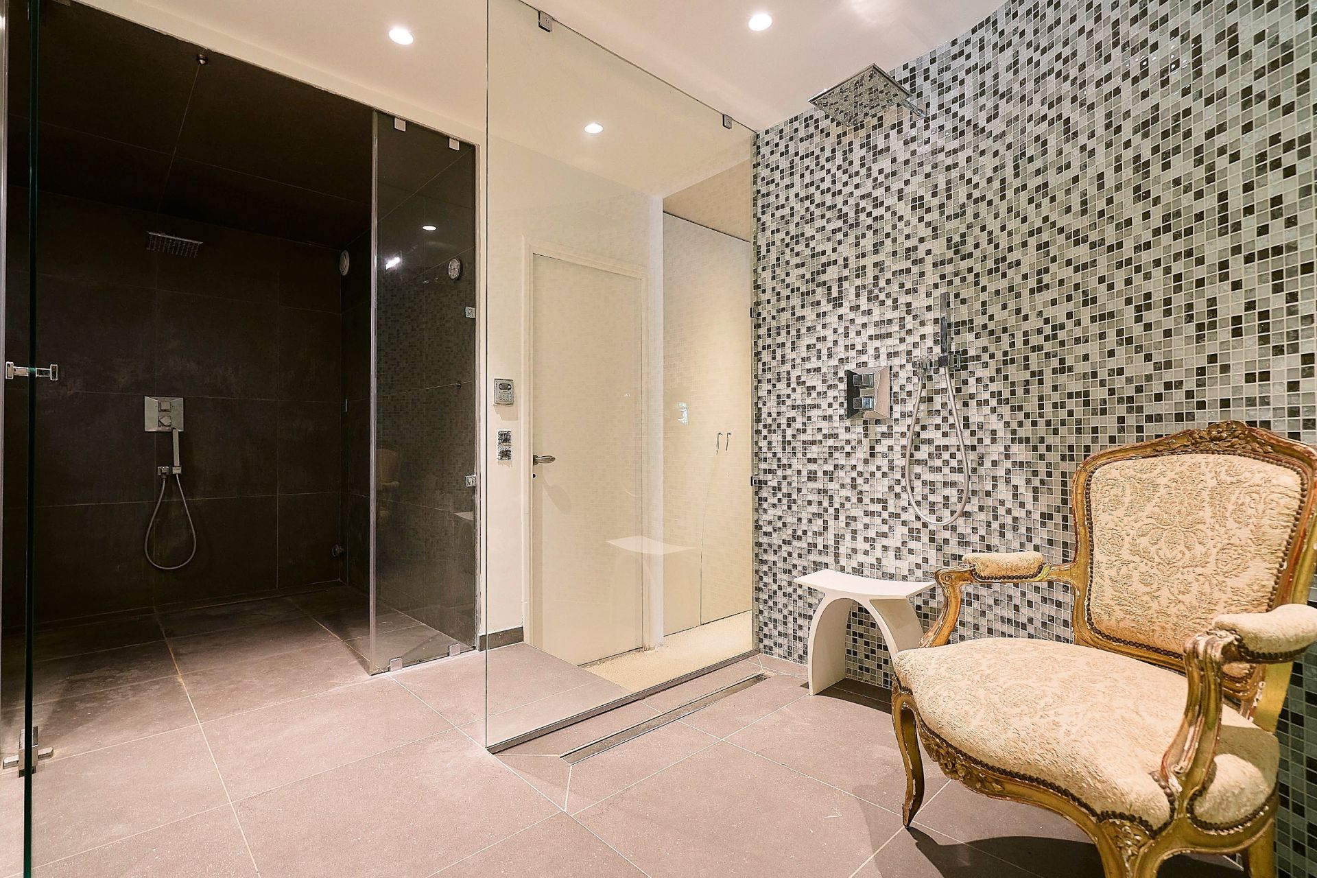 maison de luxe 9 Pièces en vente sur CROIX (59170)