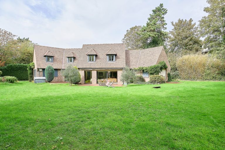 maison de luxe 8 Pièces en vente sur CROIX (59170)