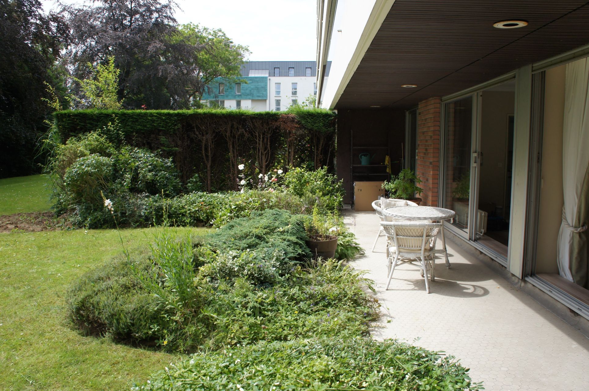 luxury apartment 4 Rooms for sale on ROUBAIX (59100)