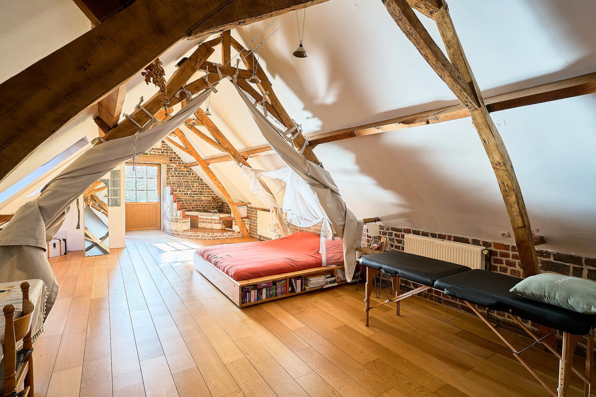 luxury house 10 Rooms for sale on WILLEMS (59780)