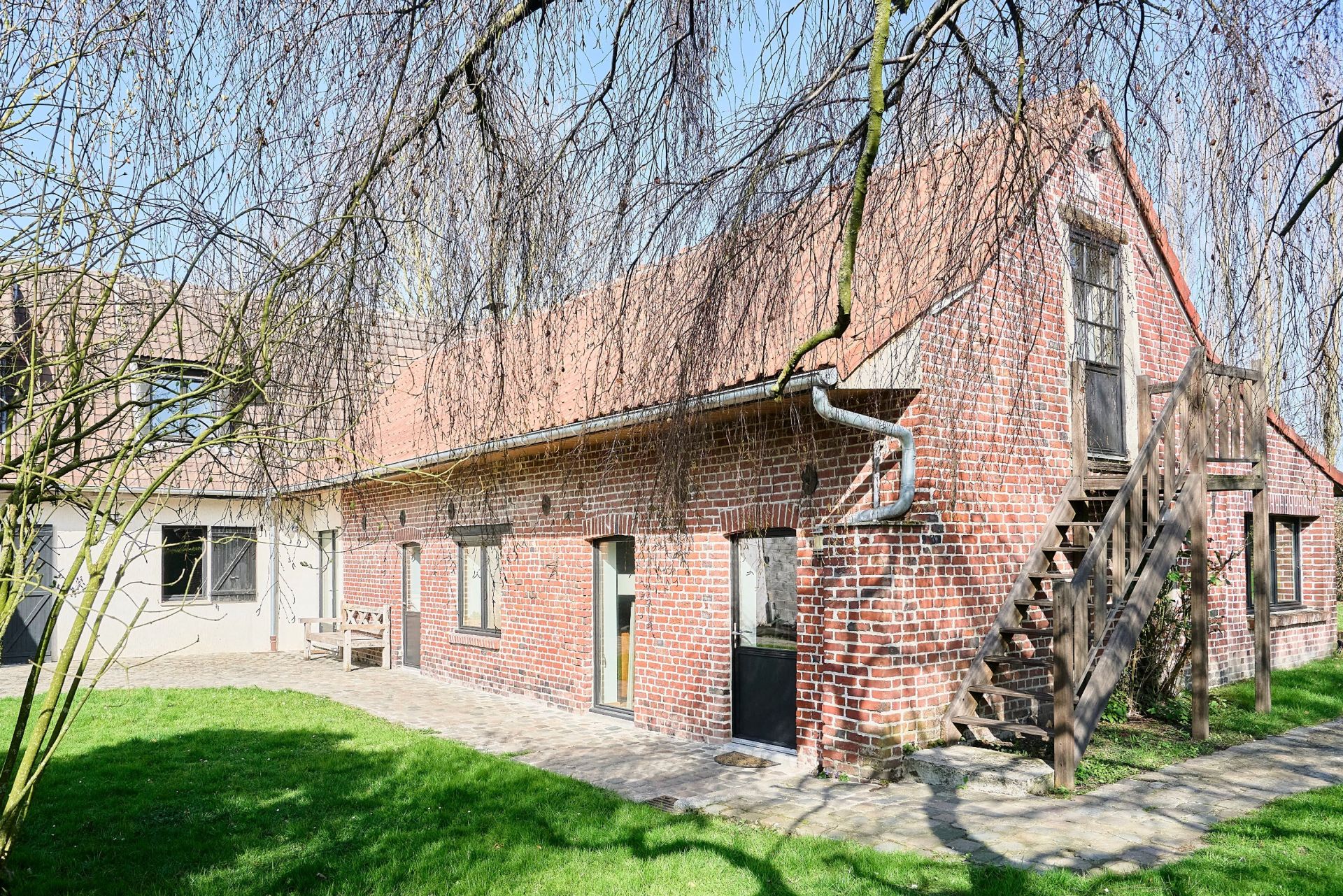 luxury house 10 Rooms for sale on WILLEMS (59780)