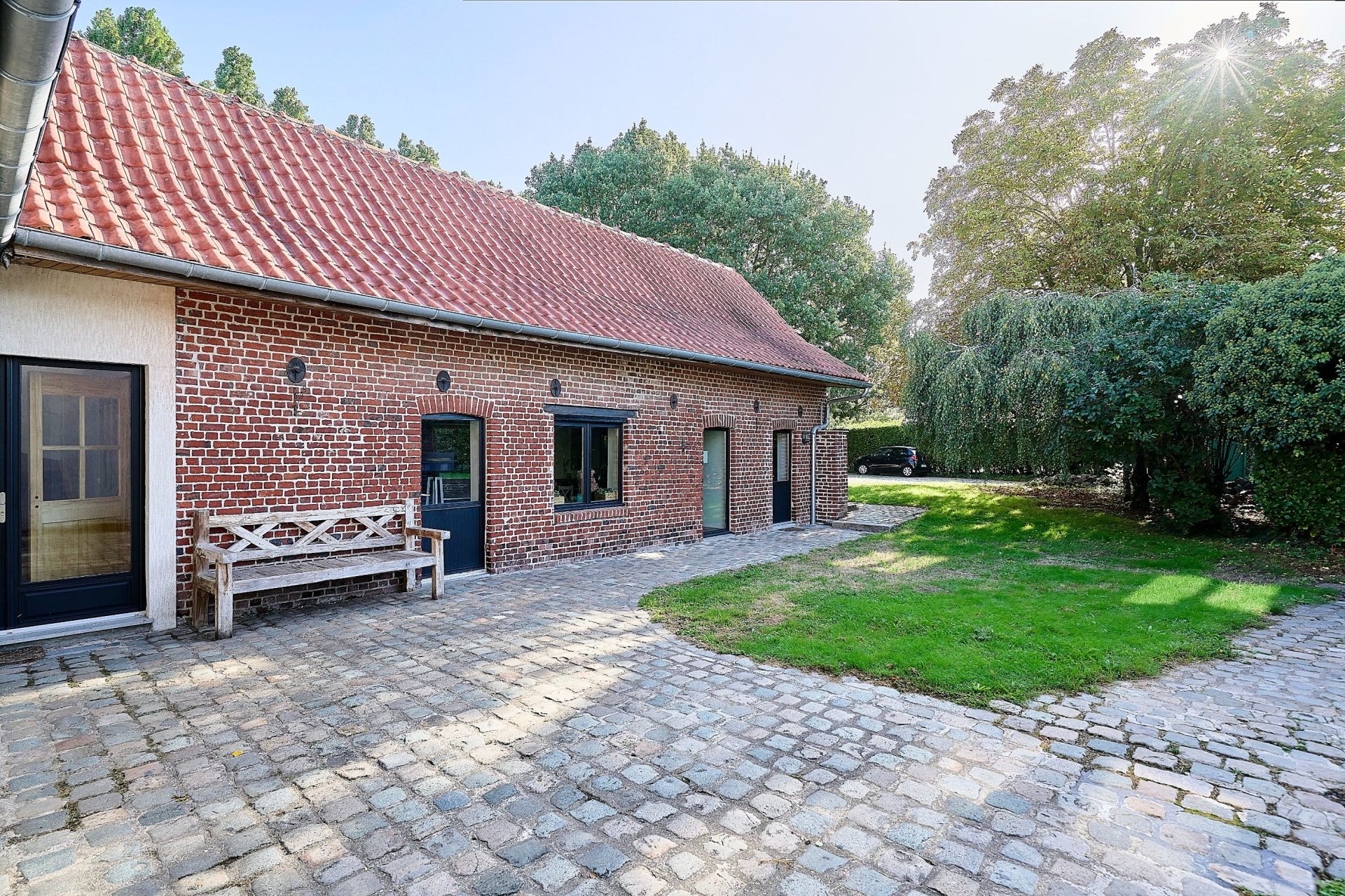 luxury house 10 Rooms for sale on WILLEMS (59780)