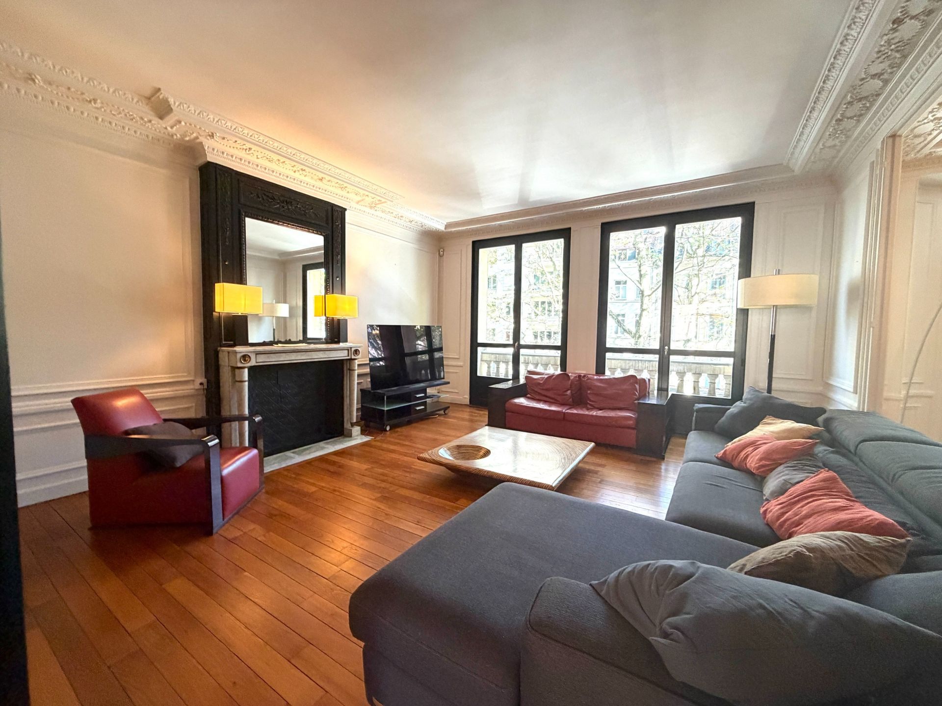 luxury apartment 6 Rooms for rent on LILLE (59000)