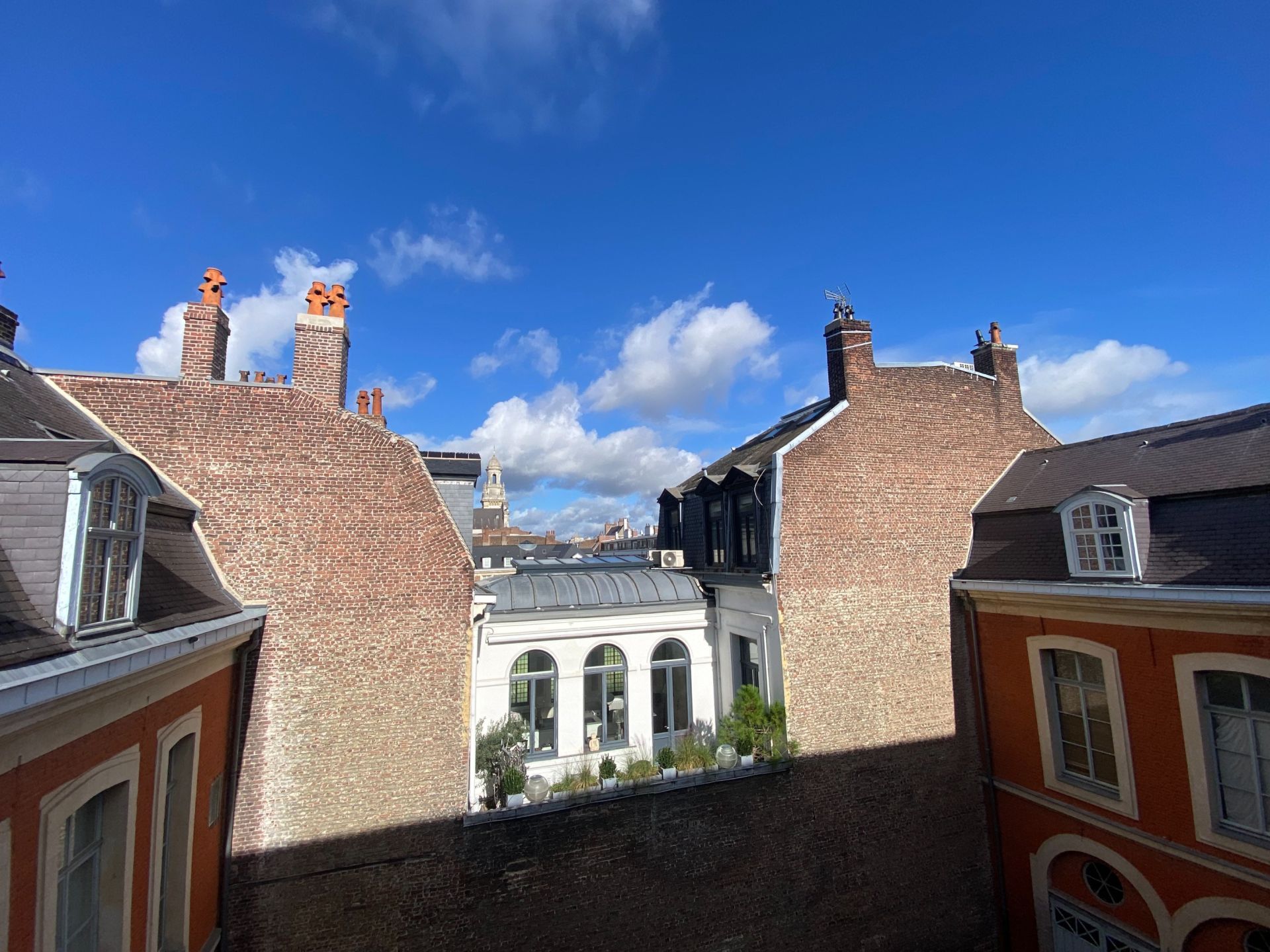 luxury apartment 4 Rooms for sale on LILLE (59800)