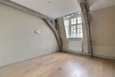 Sale Luxury apartment Lille 4&nbsp;Rooms 120&nbsp;m²