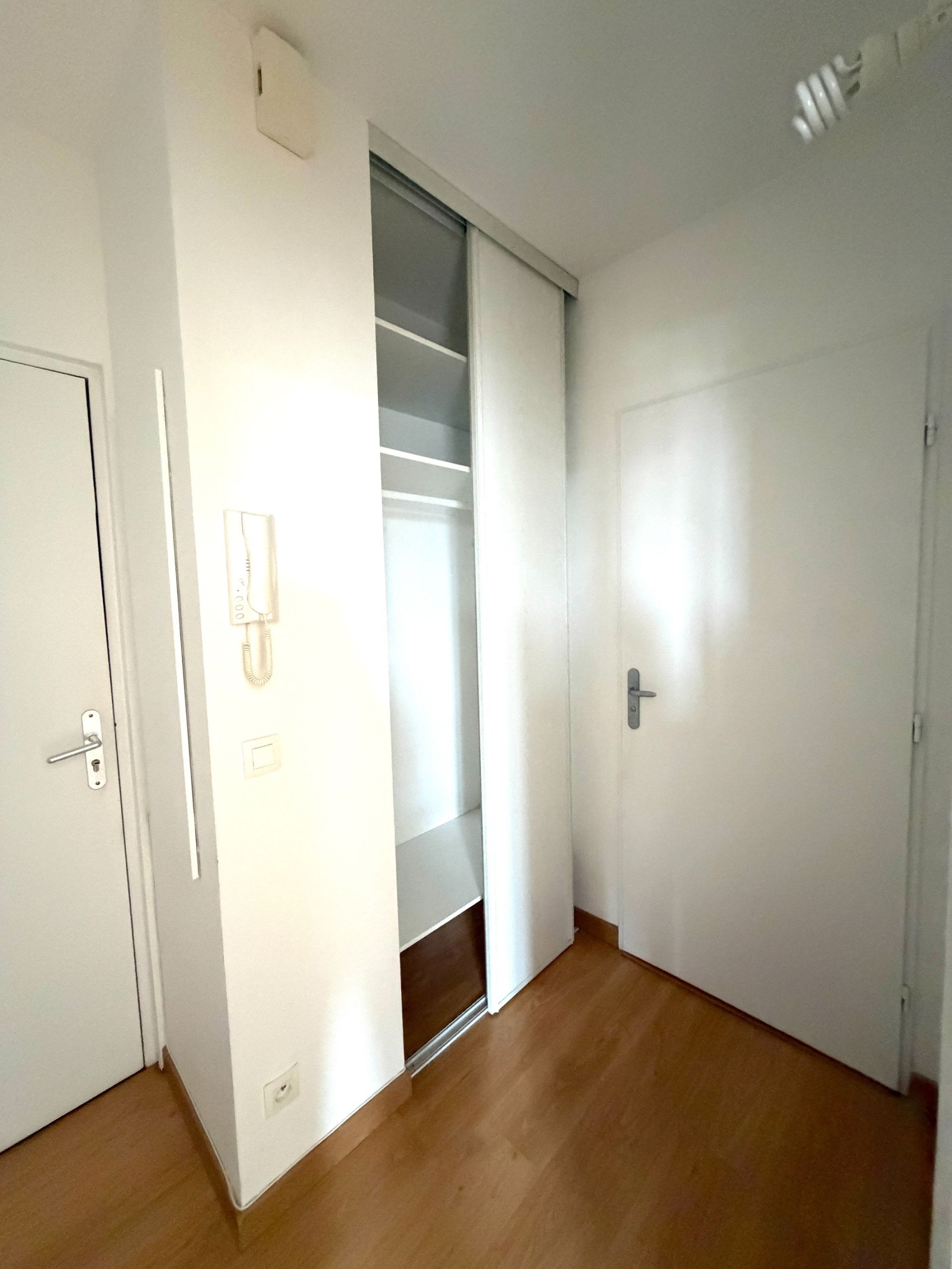luxury apartment 3 Rooms for rent on LILLE (59000)