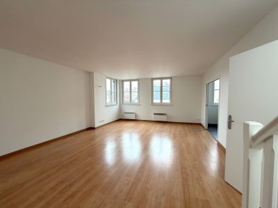 Rental Luxury apartment Lille 3&nbsp;Rooms 86&nbsp;m²